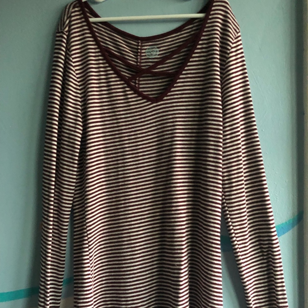 maroon small-striped flowy long sleeved top